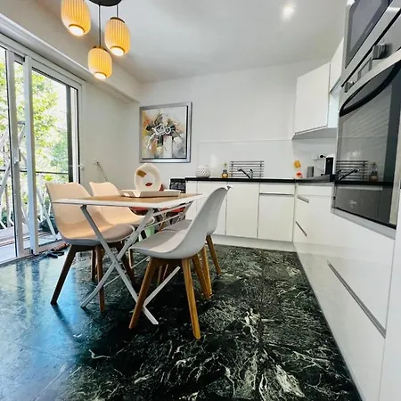Brand New 2 Bdr In With Ac And Sea View * Antibes